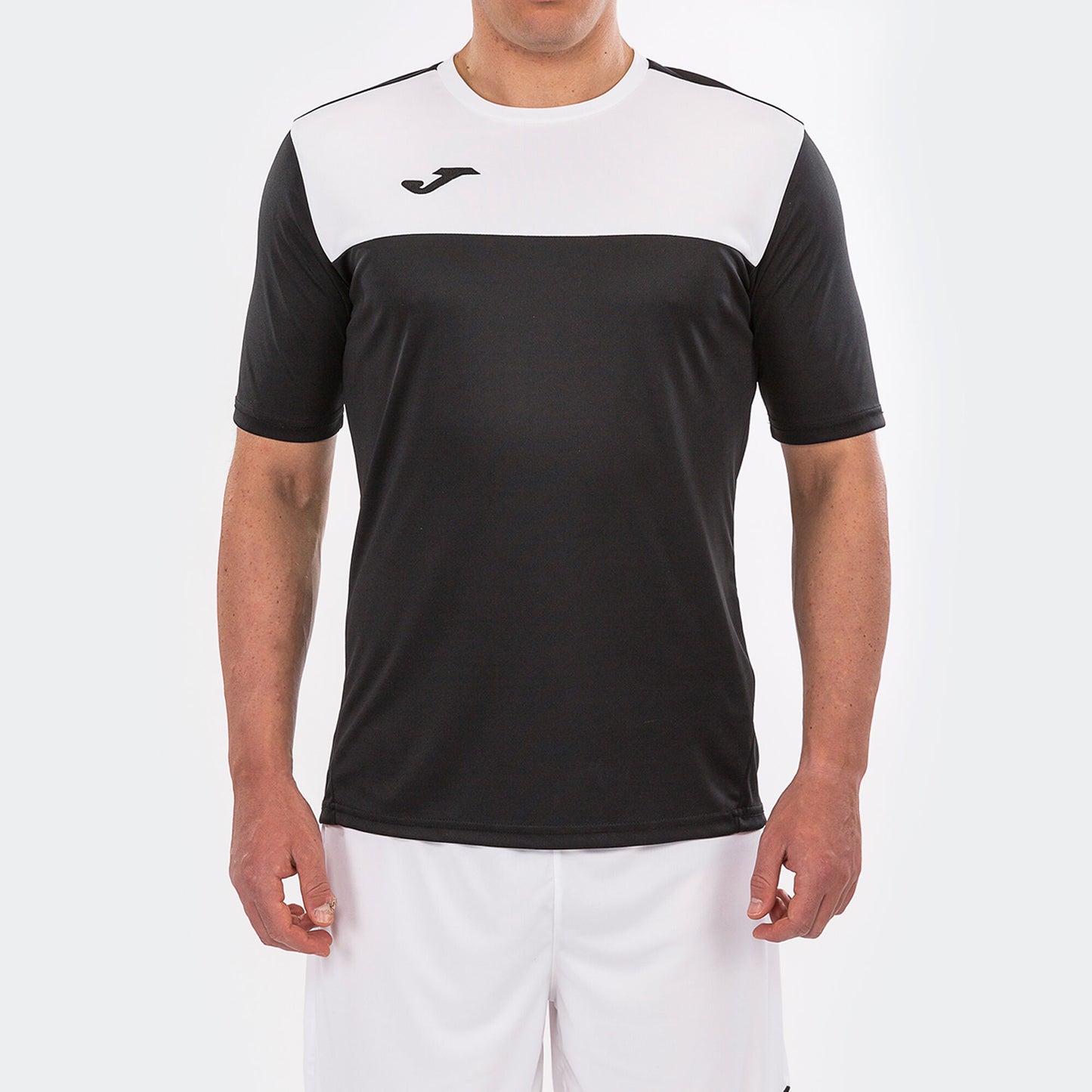 T-shirt manga curta homem Winner preto branco