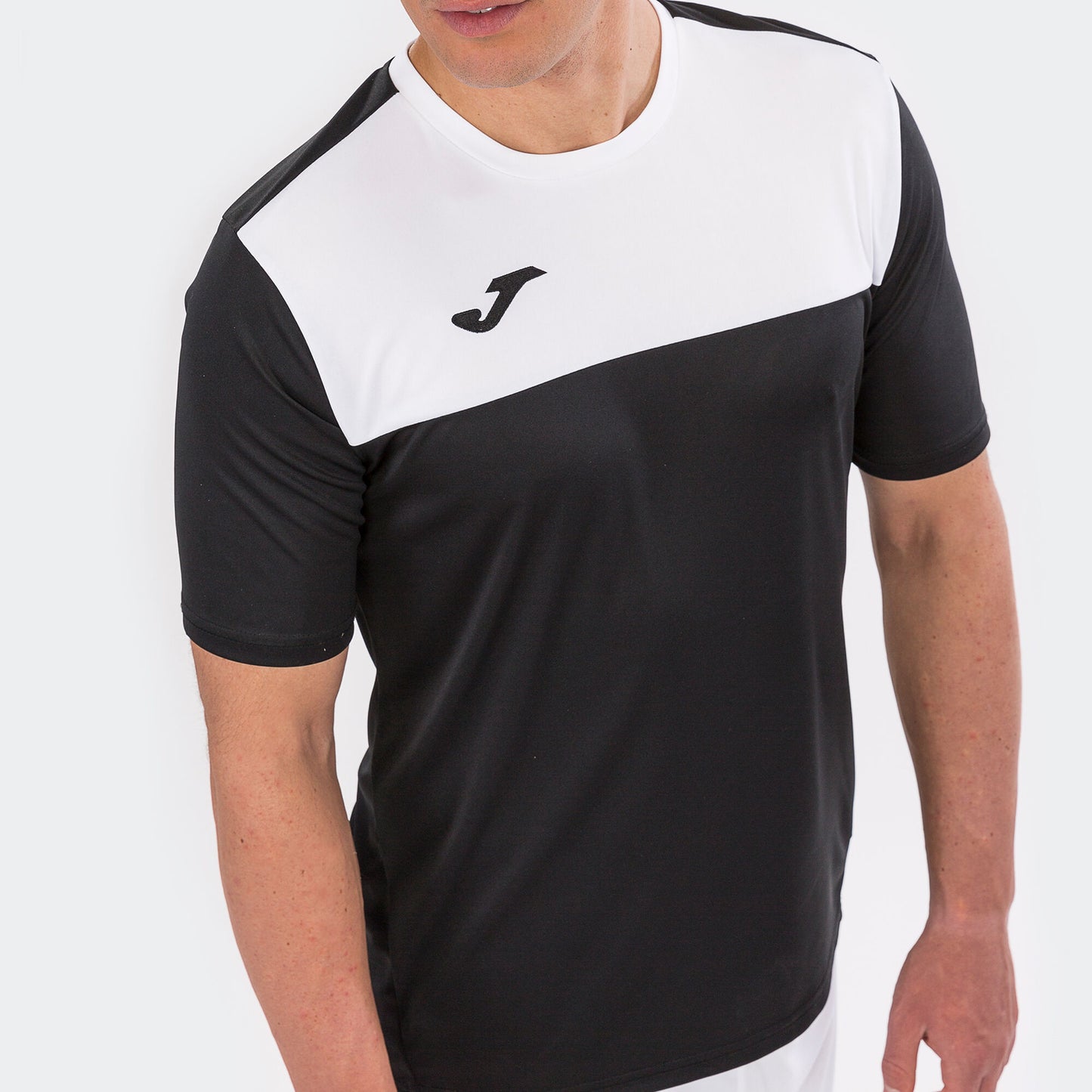 T-shirt manga curta homem Winner preto branco