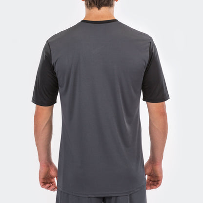 T-shirt manga curta homem Winner antracite preto