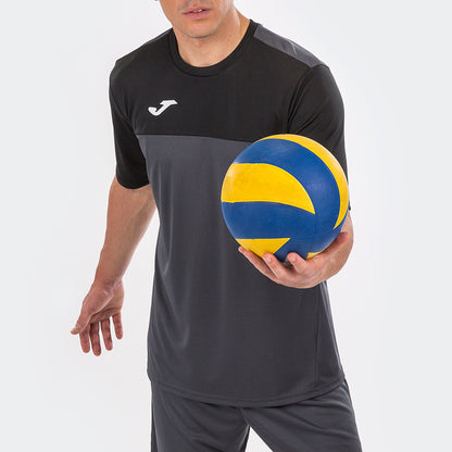 T-shirt manga curta homem Winner antracite preto