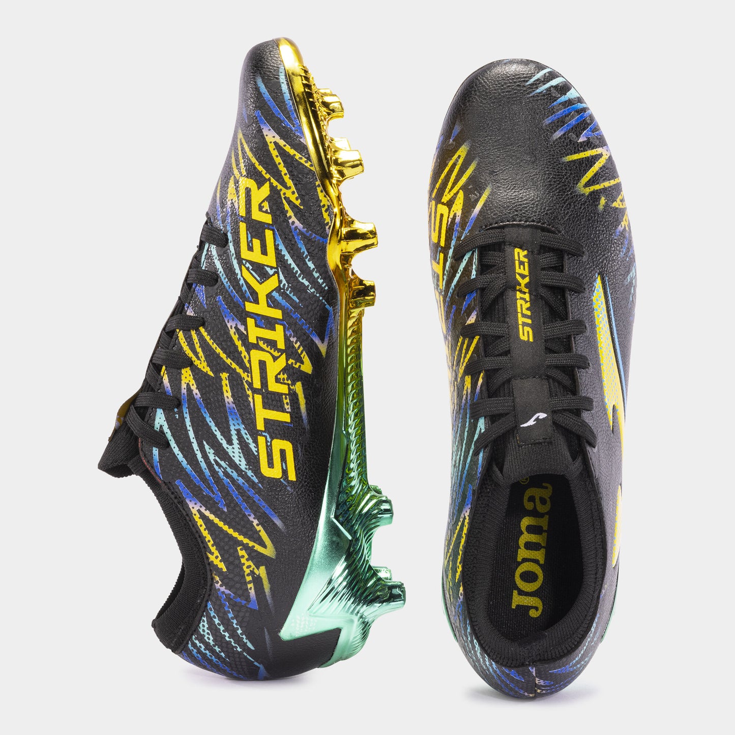Chuteiras Striker 24 terreno forme FG preto