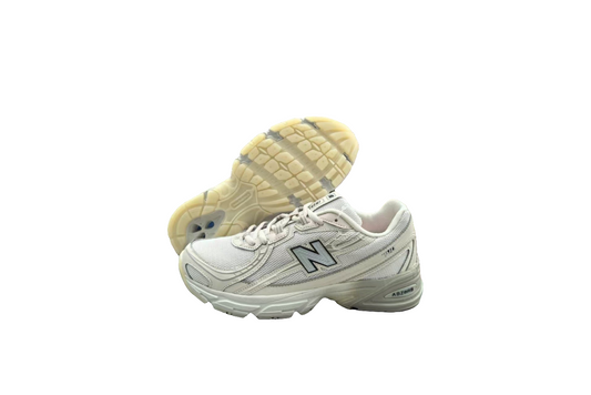 New Balance 740