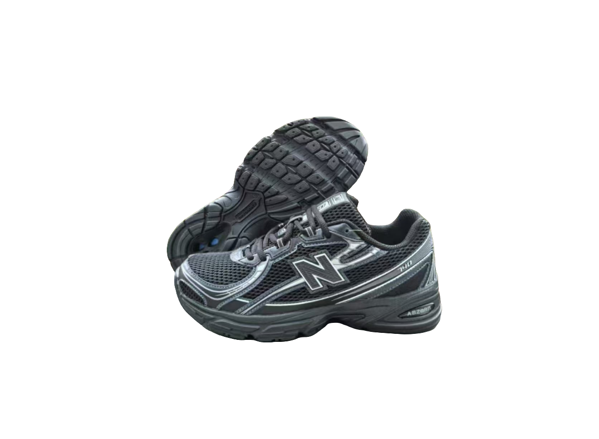 New Balance 740