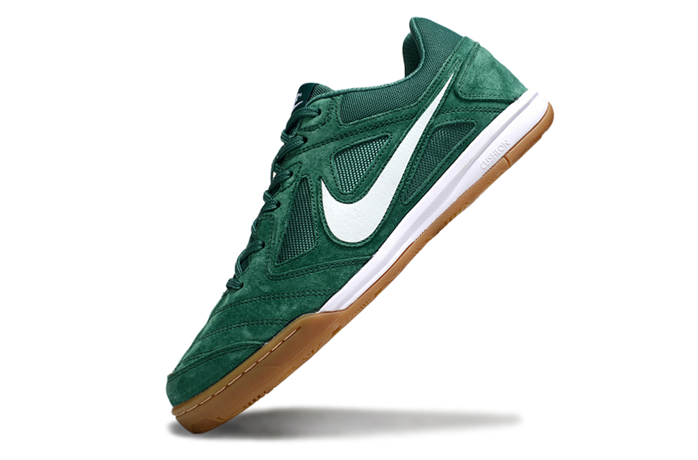 SAPATILHAS NIKE SB GATO SUPREME