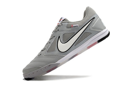 SAPATILHAS NIKE SB GATO SUPREME