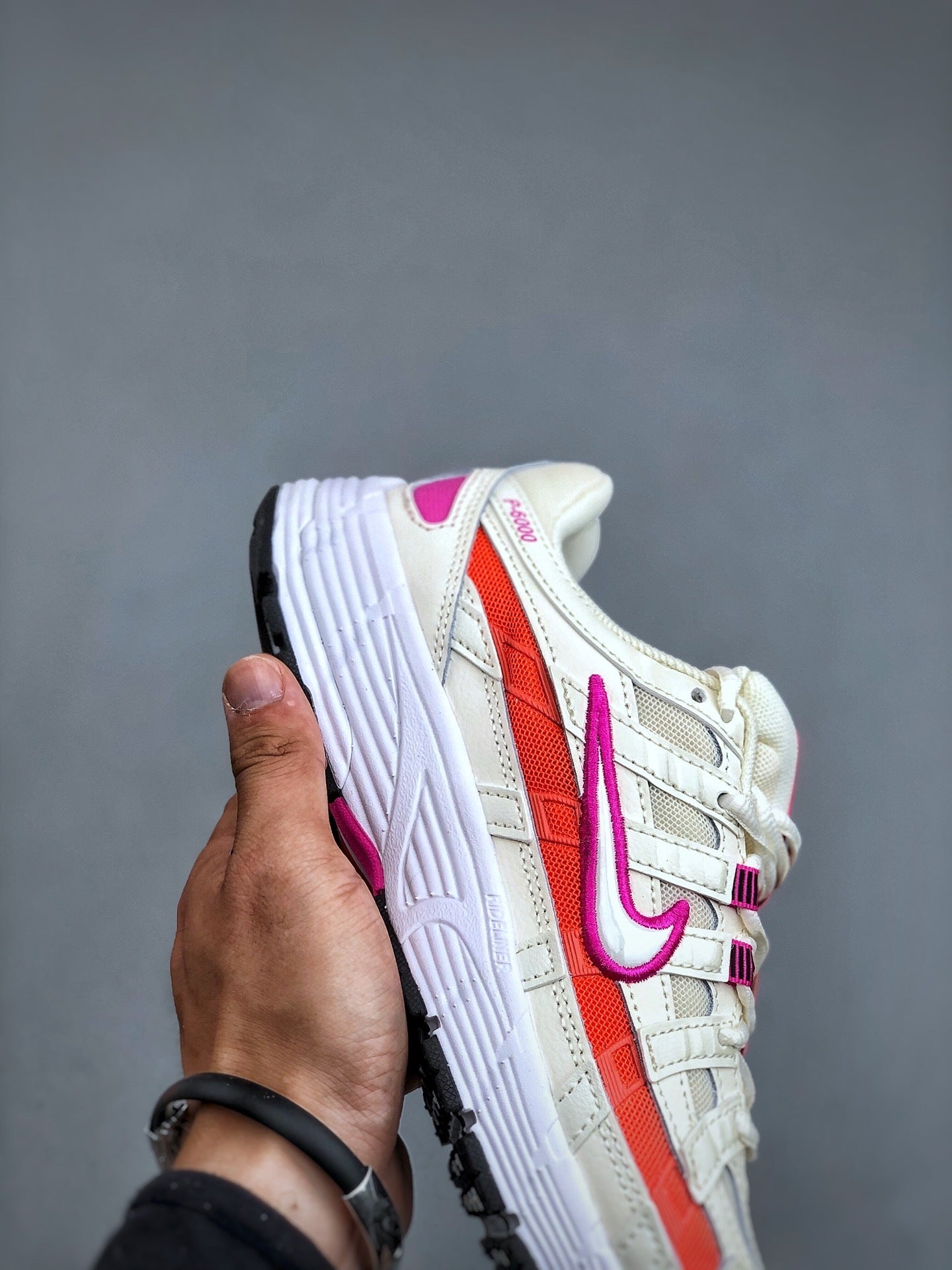 Nike P-6000