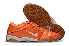 Sapatilha Nike Total 90