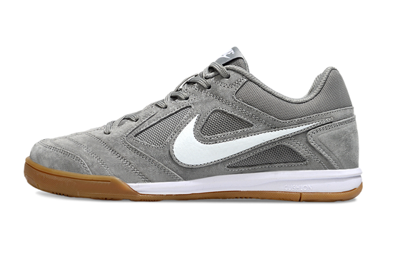 SAPATILHAS NIKE SB GATO SUPREME