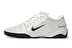 Sapatilha Nike Total 90