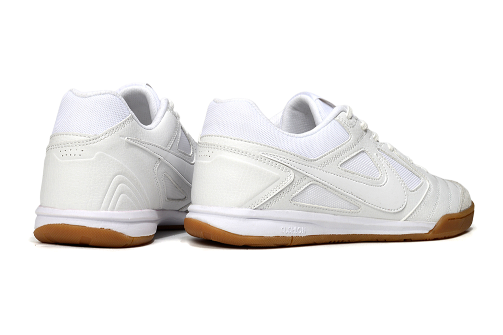 SAPATILHAS NIKE SB GATO SUPREME