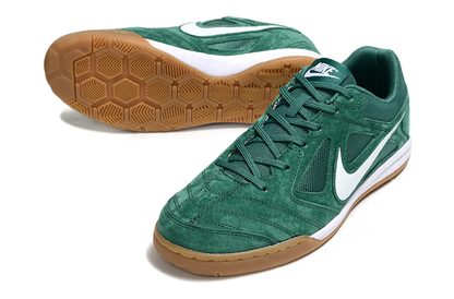 SAPATILHAS NIKE SB GATO SUPREME