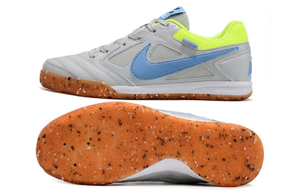 SAPATILHAS NIKE SB GATO SUPREME