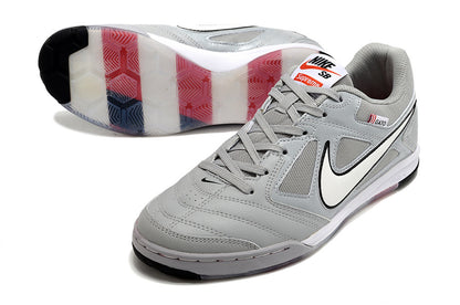SAPATILHAS NIKE SB GATO SUPREME
