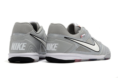 SAPATILHAS NIKE SB GATO SUPREME