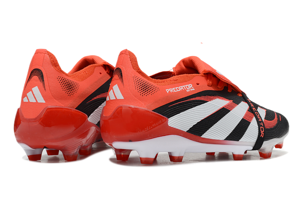 Adidas Predator com Atacadores