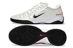 Sapatilha Nike Total 90