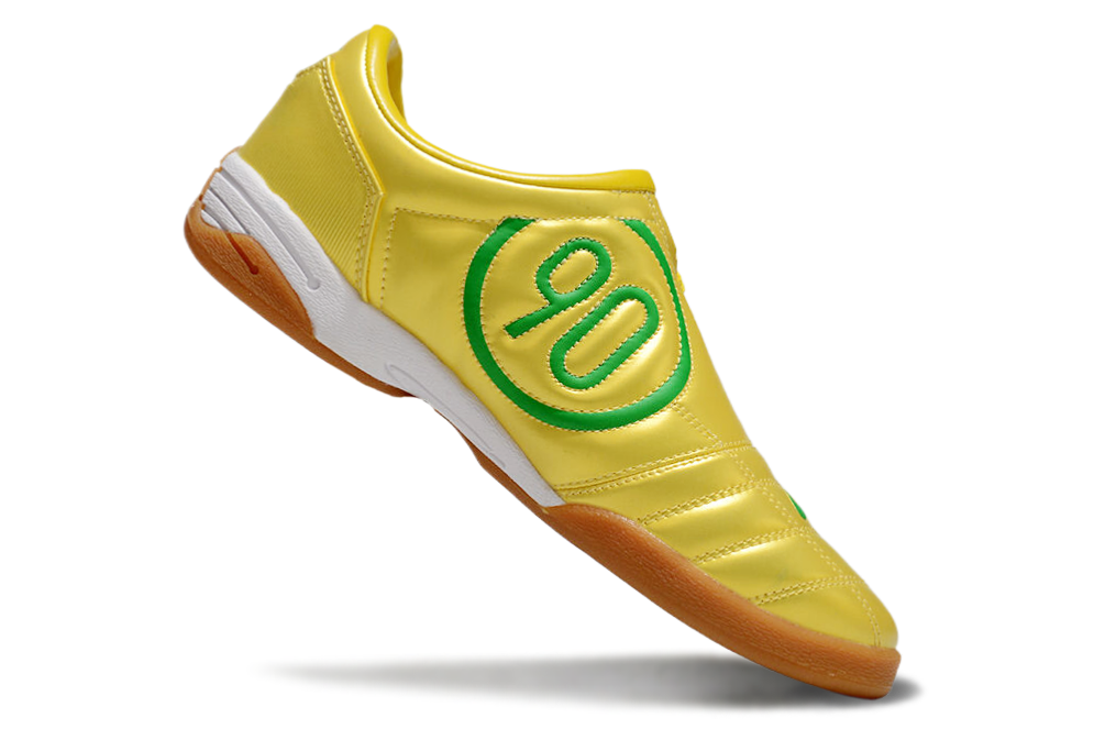 Sapatilha Nike Total 90