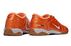 Sapatilha Nike Total 90