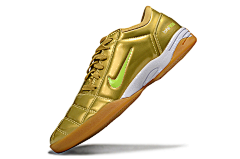 Sapatilha Nike Total 90