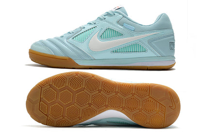 SAPATILHAS NIKE SB GATO SUPREME