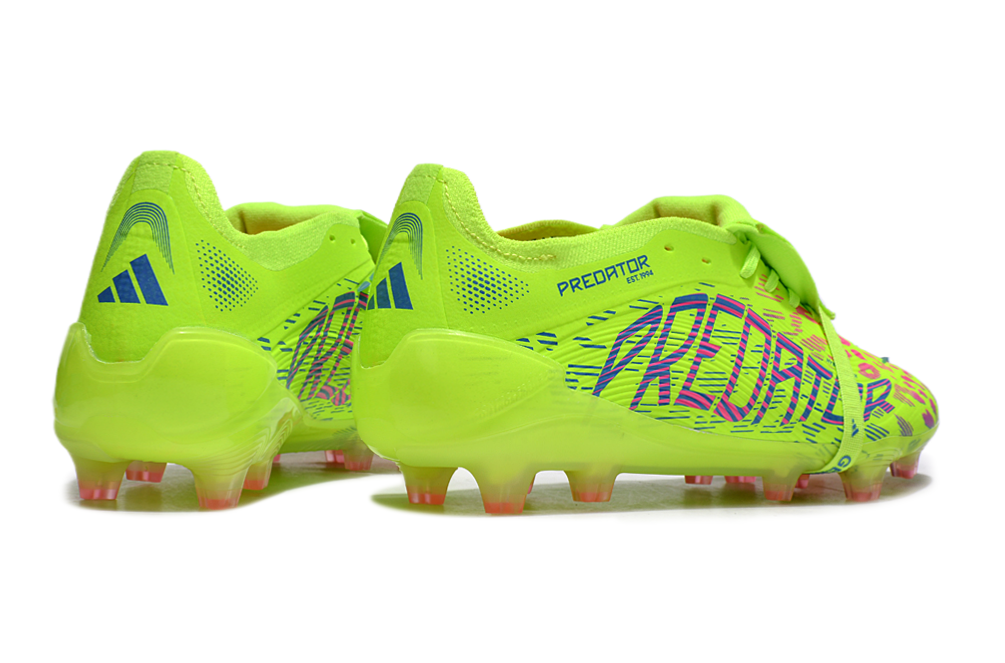 Adidas Predator com Atacadores