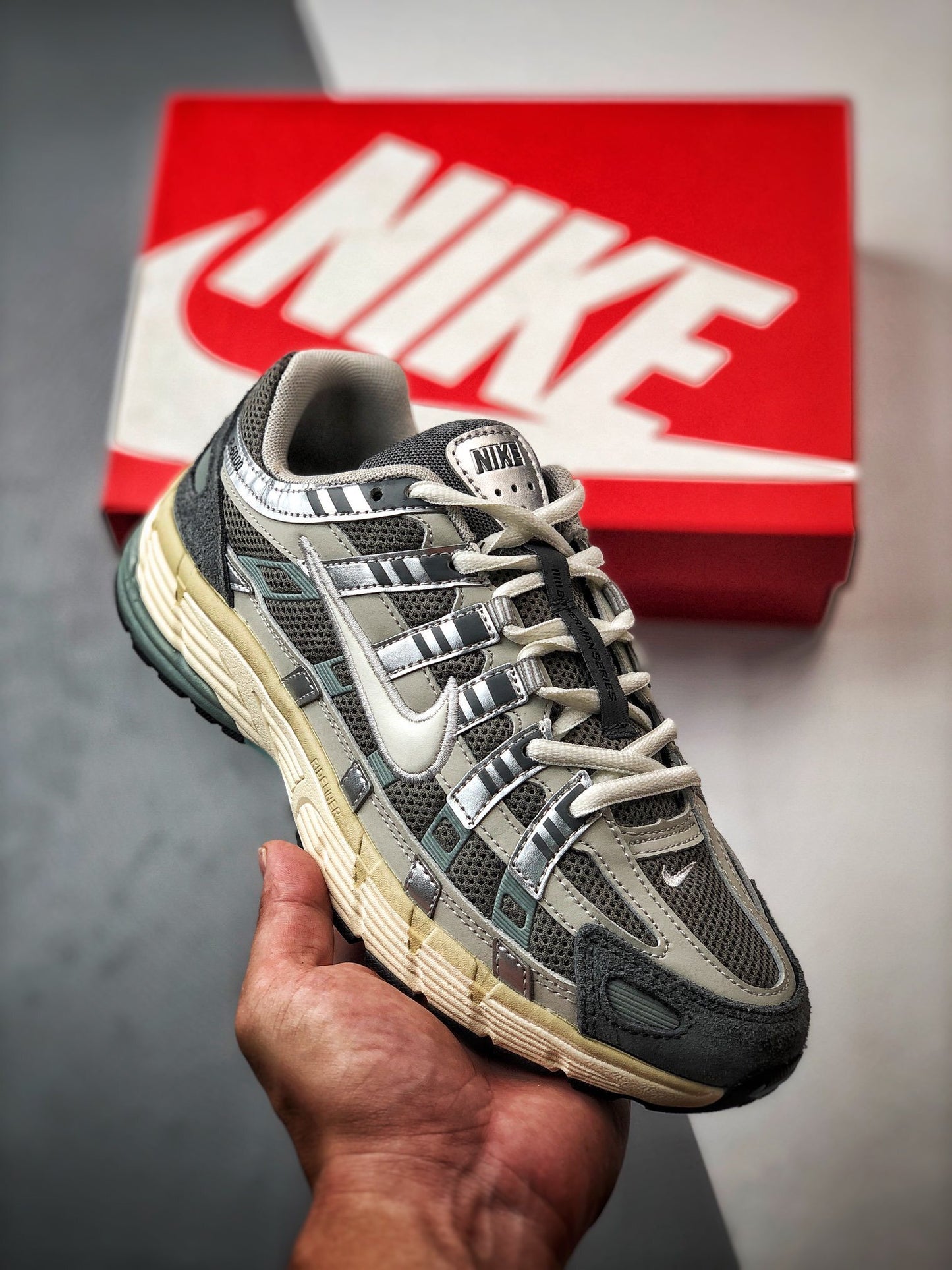 Nike P-6000