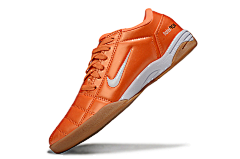 Sapatilha Nike Total 90