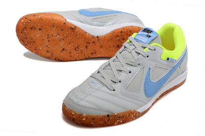 SAPATILHAS NIKE SB GATO SUPREME
