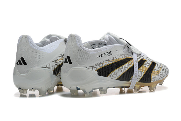 Adidas Predator com Atacadores