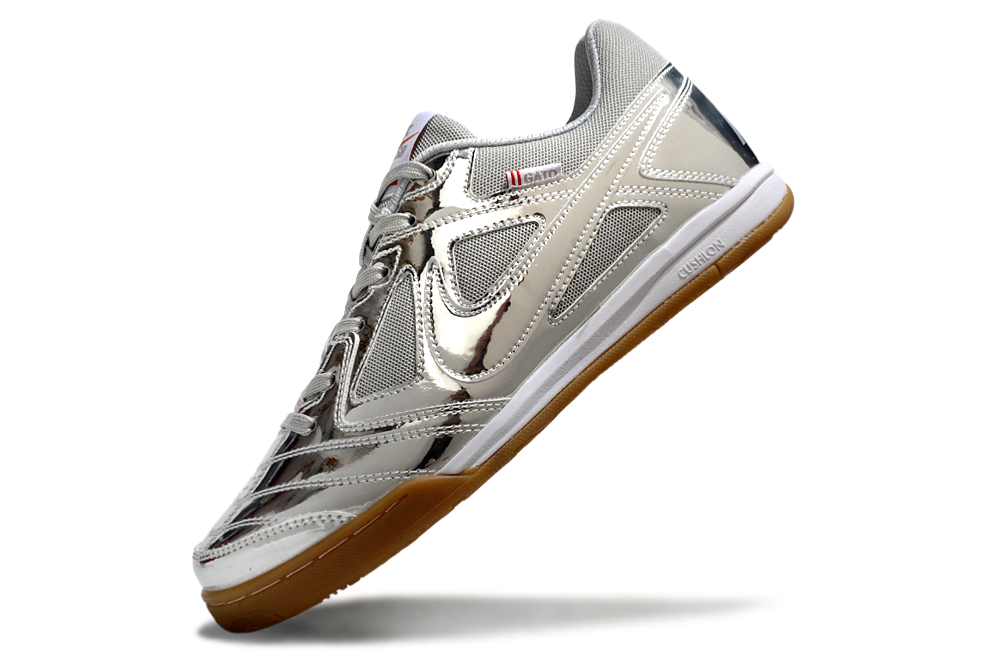 SAPATILHAS NIKE SB GATO SUPREME