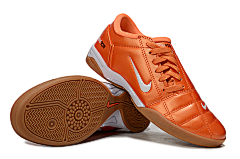 Sapatilha Nike Total 90