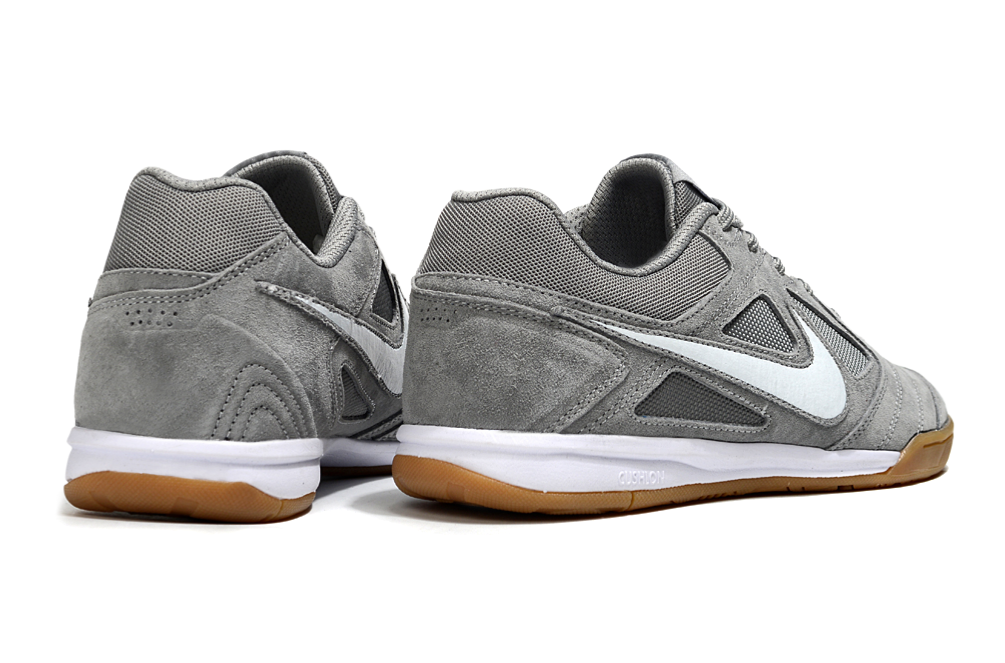 SAPATILHAS NIKE SB GATO SUPREME