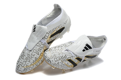 Adidas Predator com Atacadores