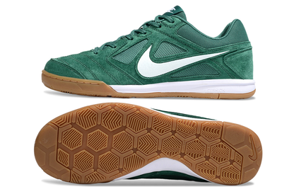SAPATILHAS NIKE SB GATO SUPREME