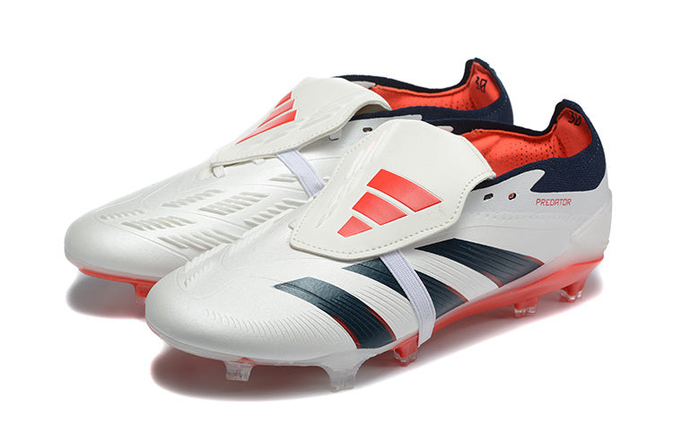Adidas Predator com Atacadores